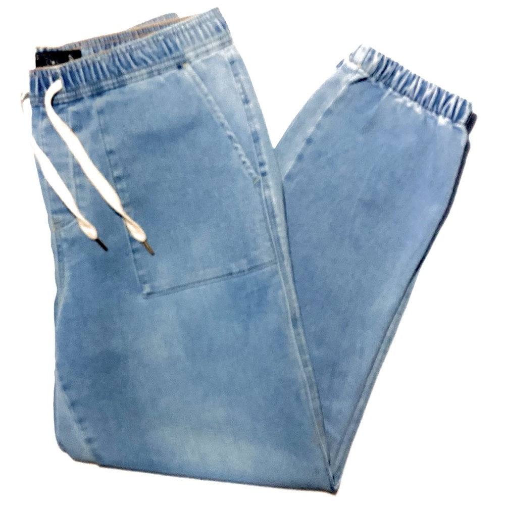 NWOT Star Stitch Jeans…